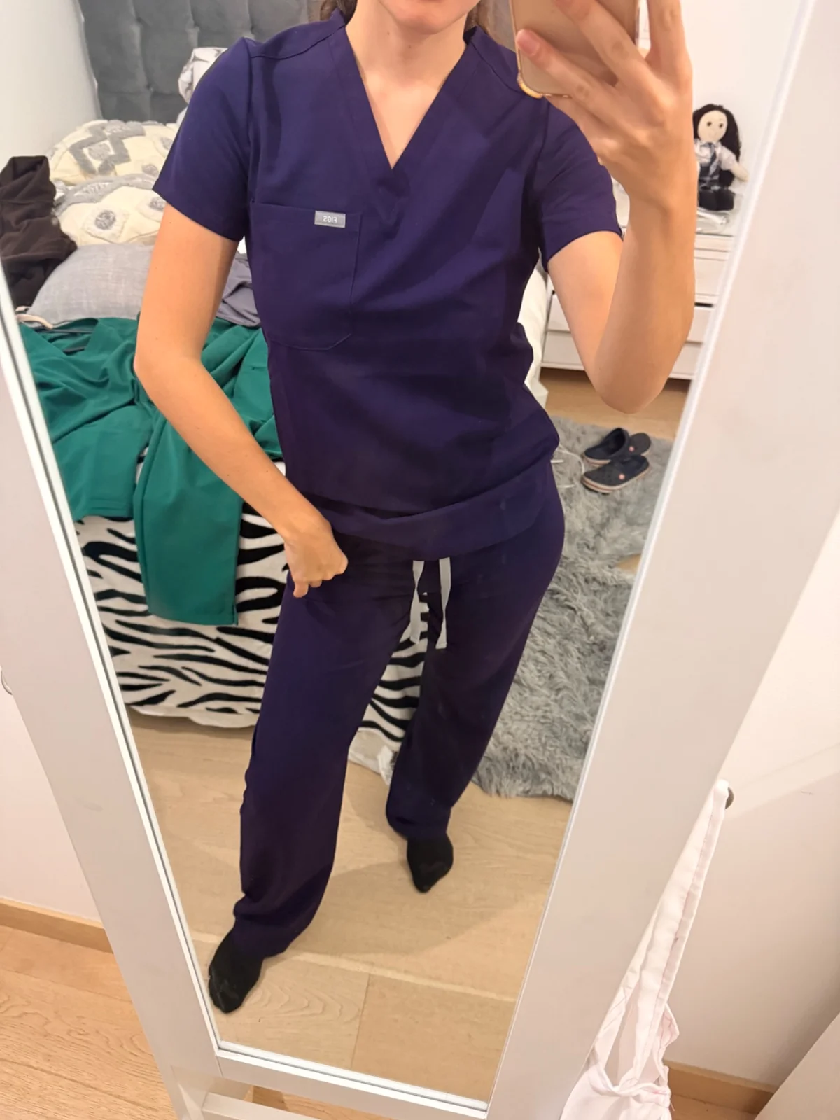 Traje clínico Figs Morado — foto 1