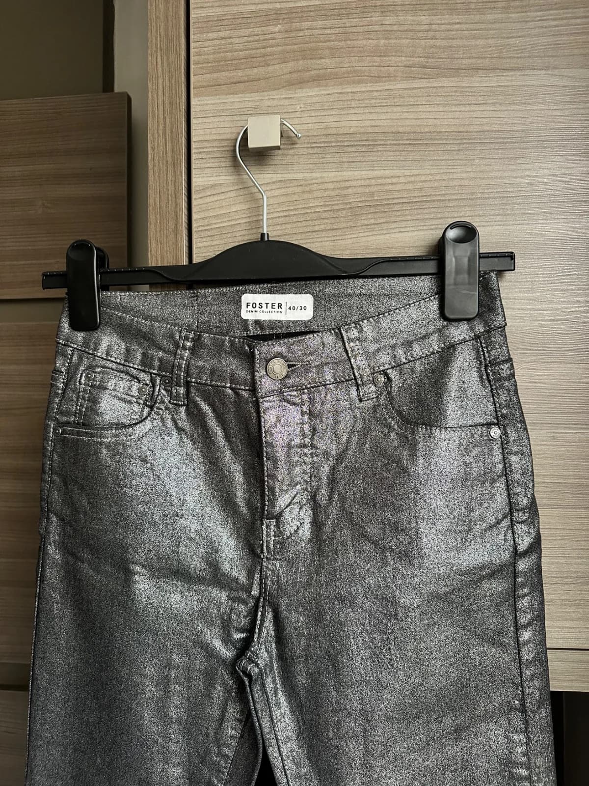 Pantalón Negro Metálico — foto 1