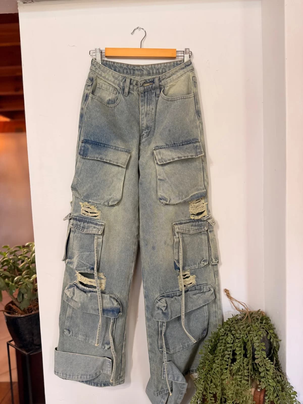 Usado por Valentina Palacios, Jeans cargo