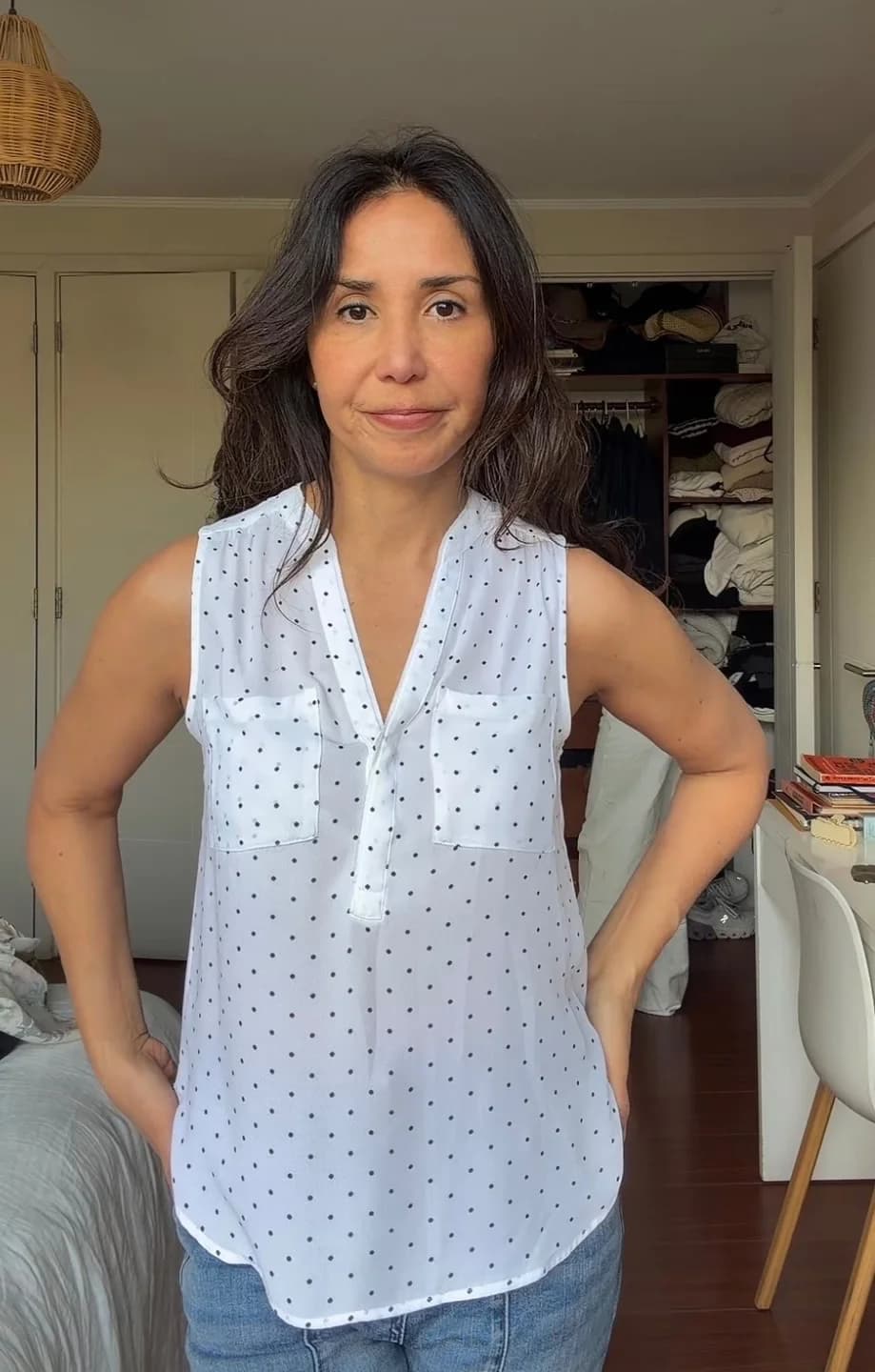 Camisa polka dots sin mangas