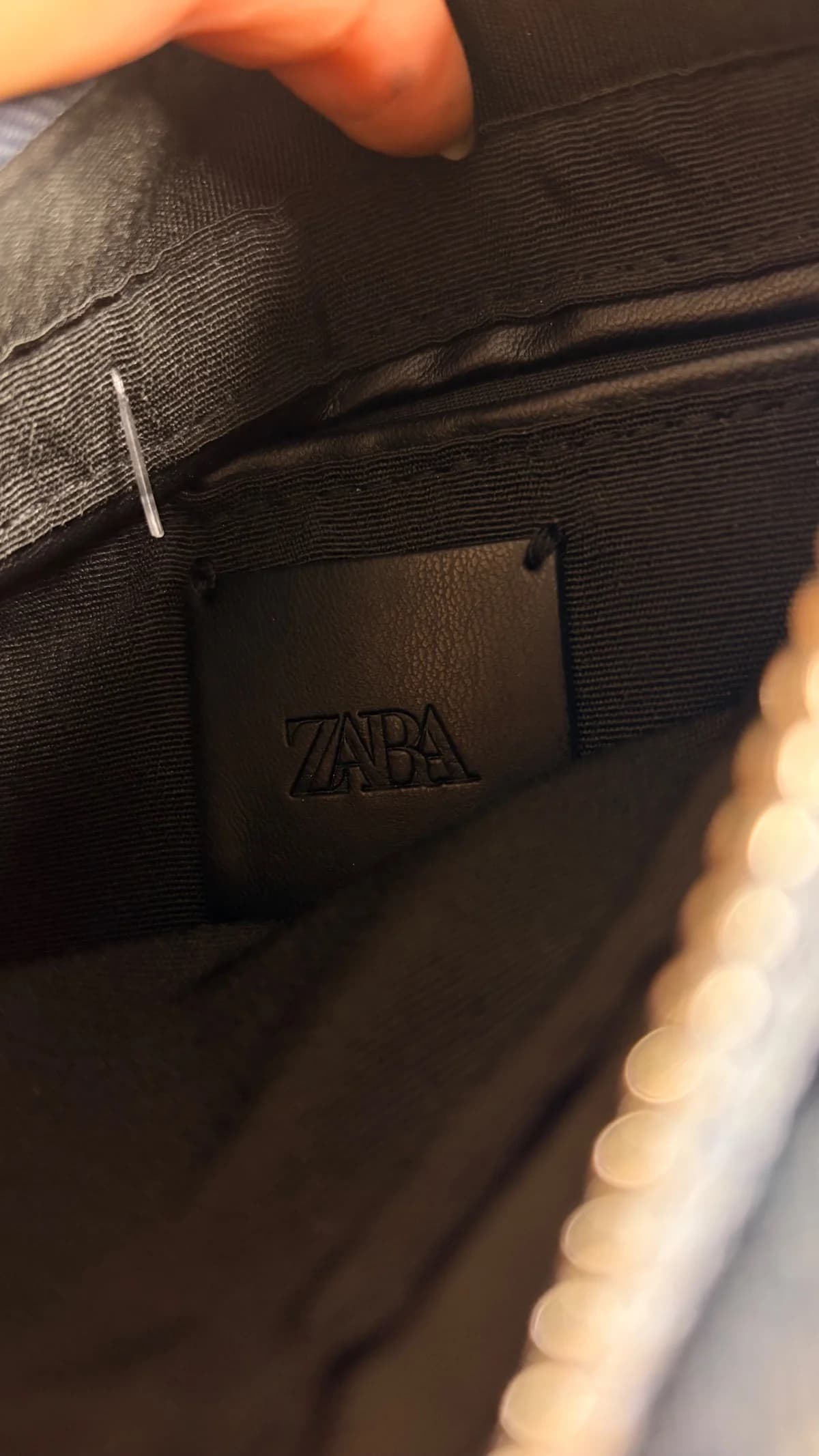 Usado por connie artigas, mini cartera zara , talla one size