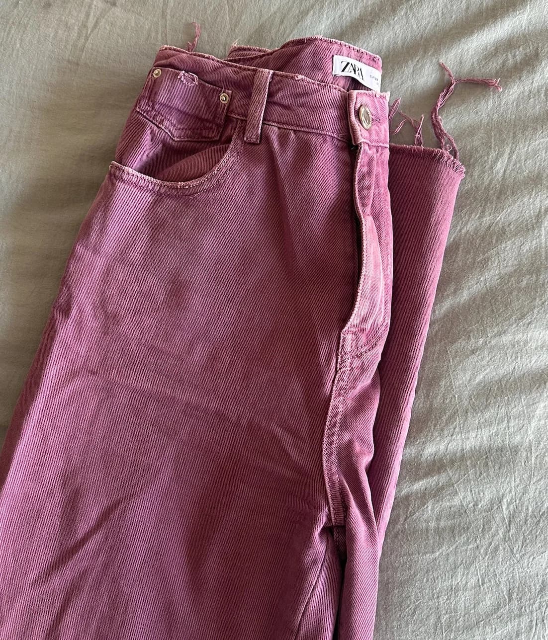Jeans Mom Zara — foto 1