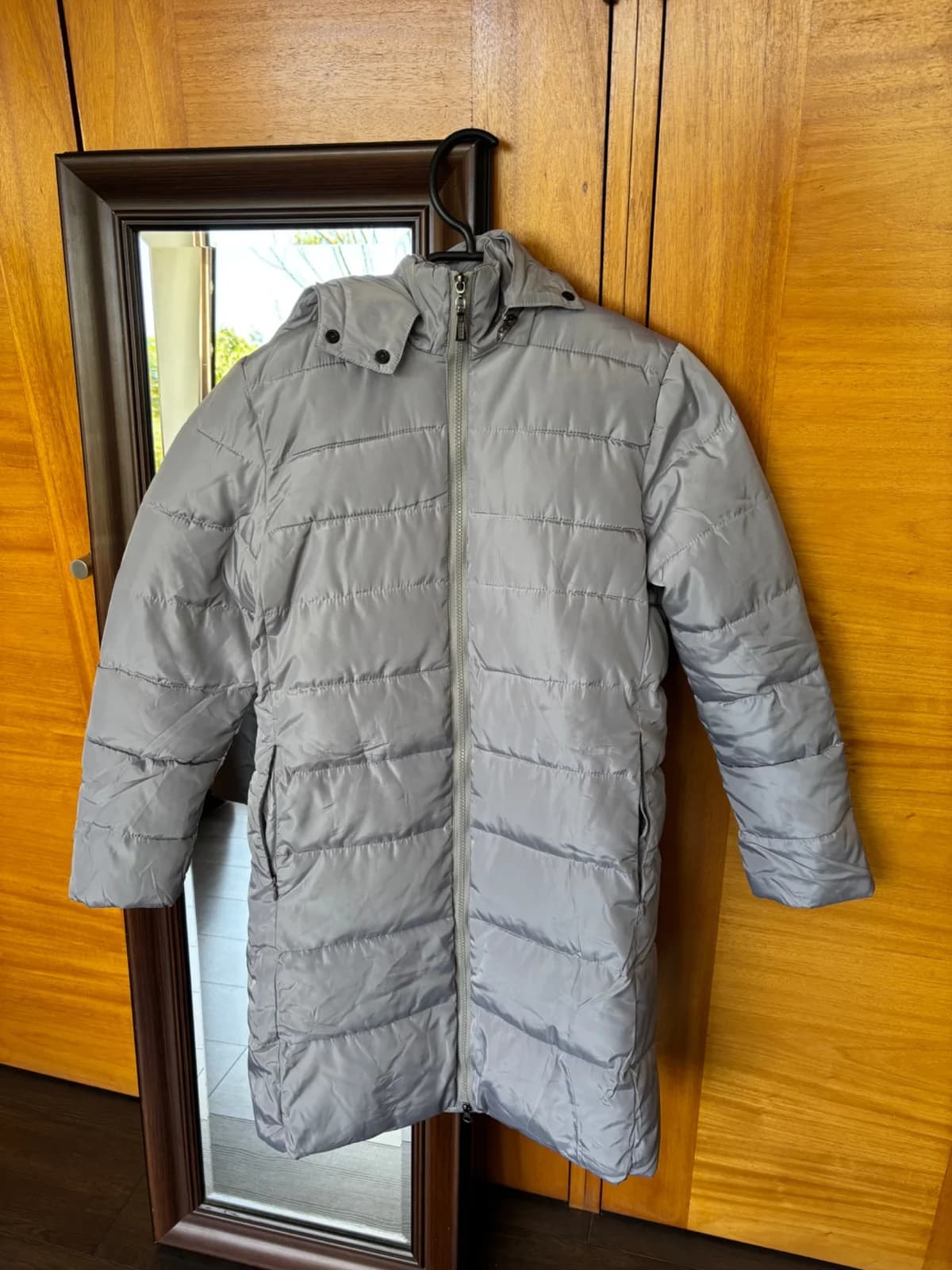 Parka larga con gorro — foto 1