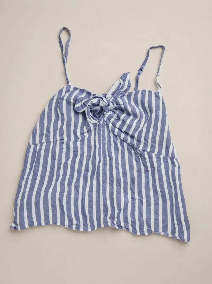 Usado por Monse Carmona, Top rayas, talla S