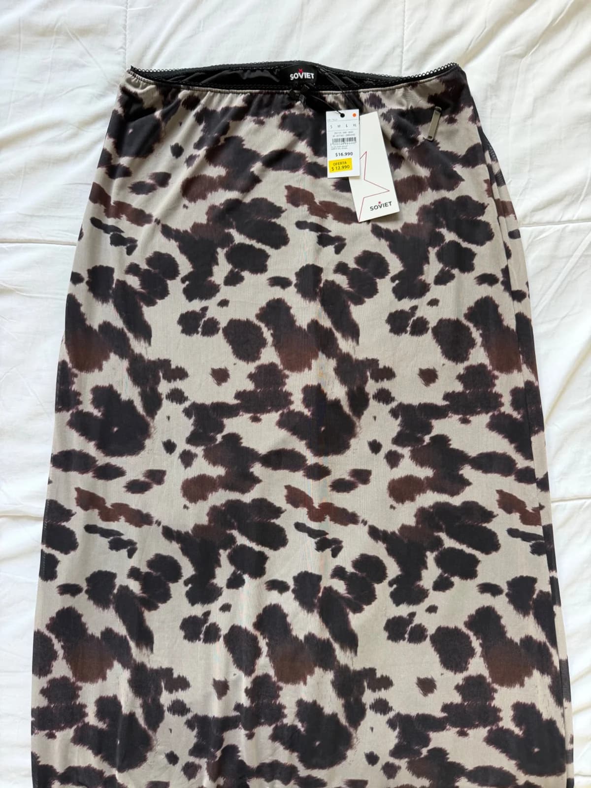 Usado por Isidora Fuenzalida Costa, Falda animal print , talla L