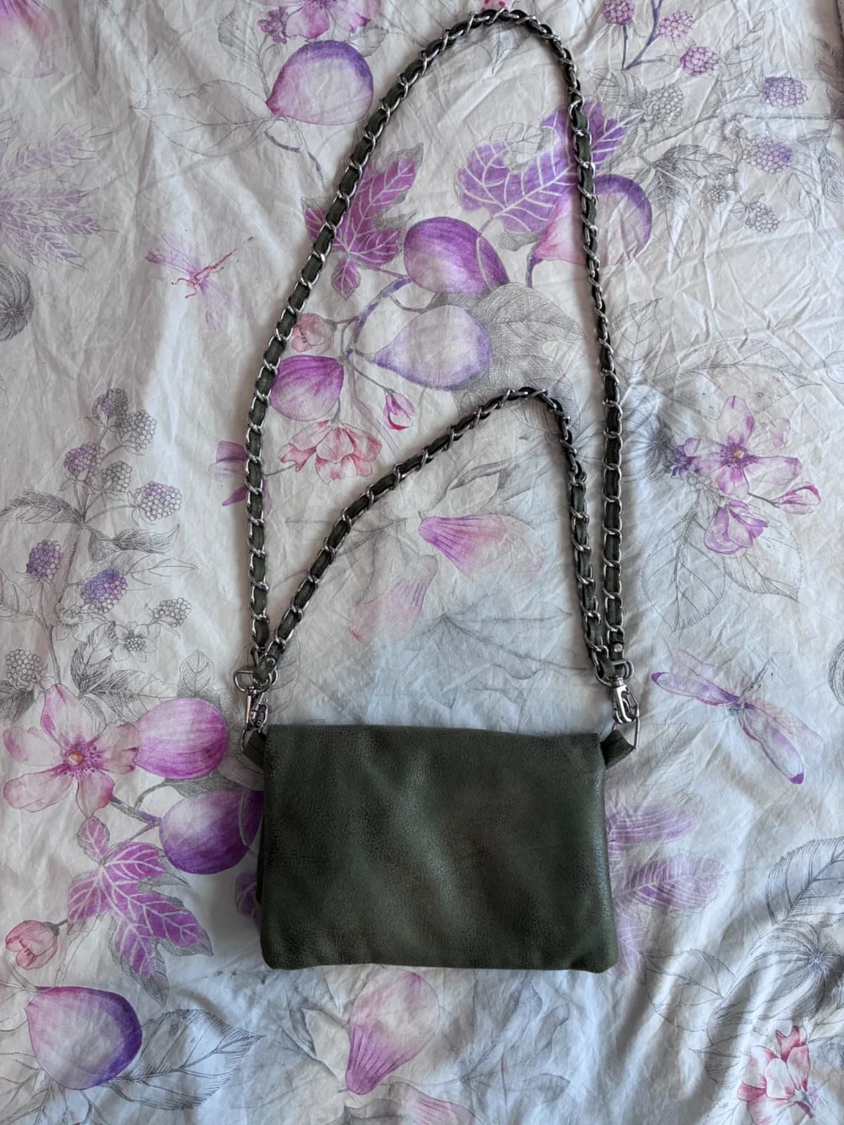 Usado por Bego Valenzuela, Cartera Kadu verde, talla S